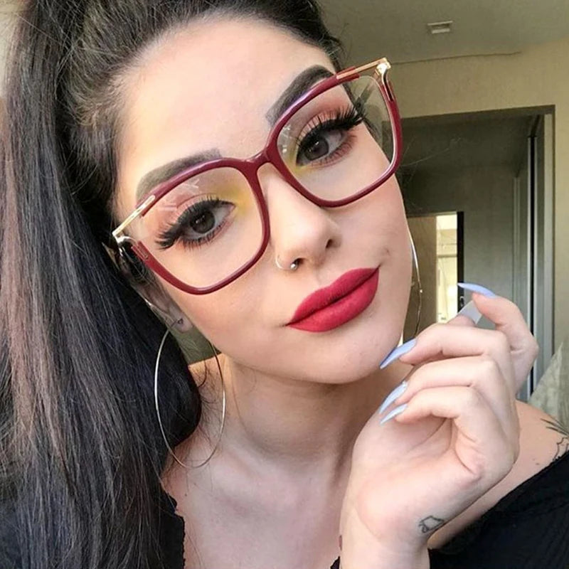Eyeglasses Square glasses woman 2020 fashion Clear lens Optical glasses frame women Luxury Brand Metal Legs female oculos