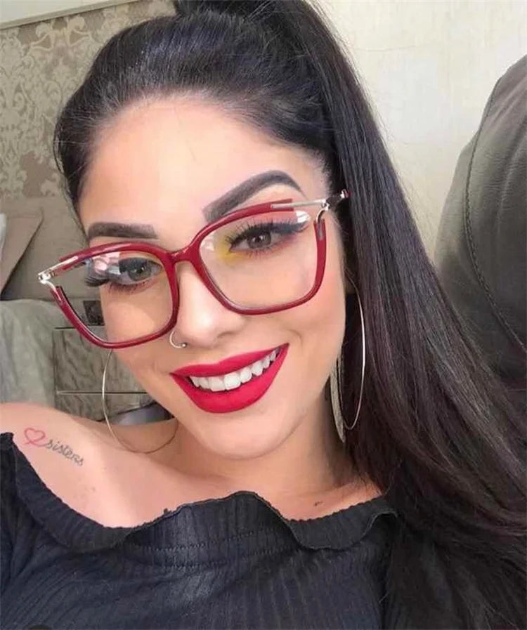 Eyeglasses Square glasses woman 2020 fashion Clear lens Optical glasses frame women Luxury Brand Metal Legs female oculos