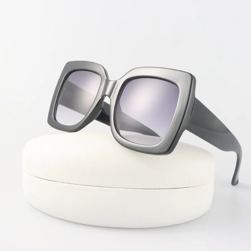 Fashion Square Sunglasses Woman Vintage Brand Designer Oversized Sun Glasses Female Retro Gradient Redgreen Oculos De Sol